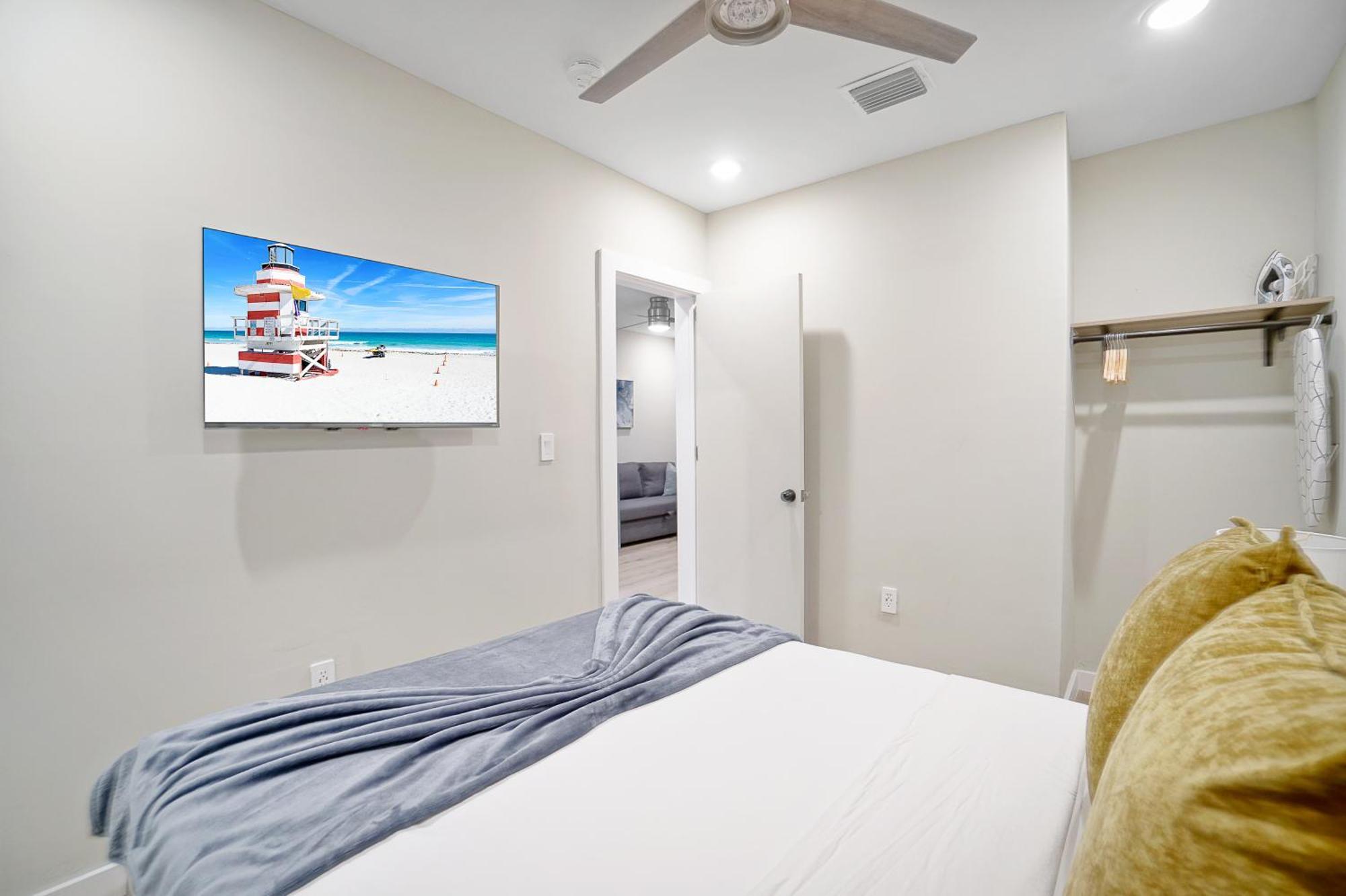 Stylish Miami Suite - Self Check-In ภายนอก รูปภาพ